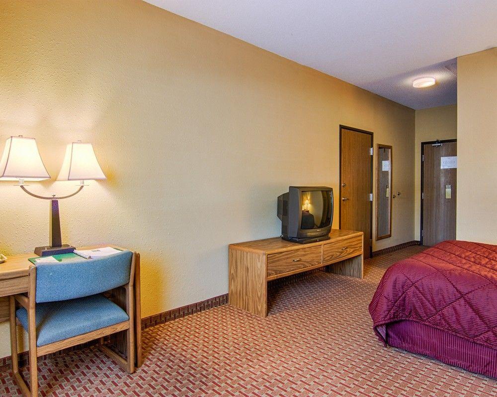 Quality Inn & Suites Wisconsin Dells Downtown - Waterparks Area Экстерьер фото