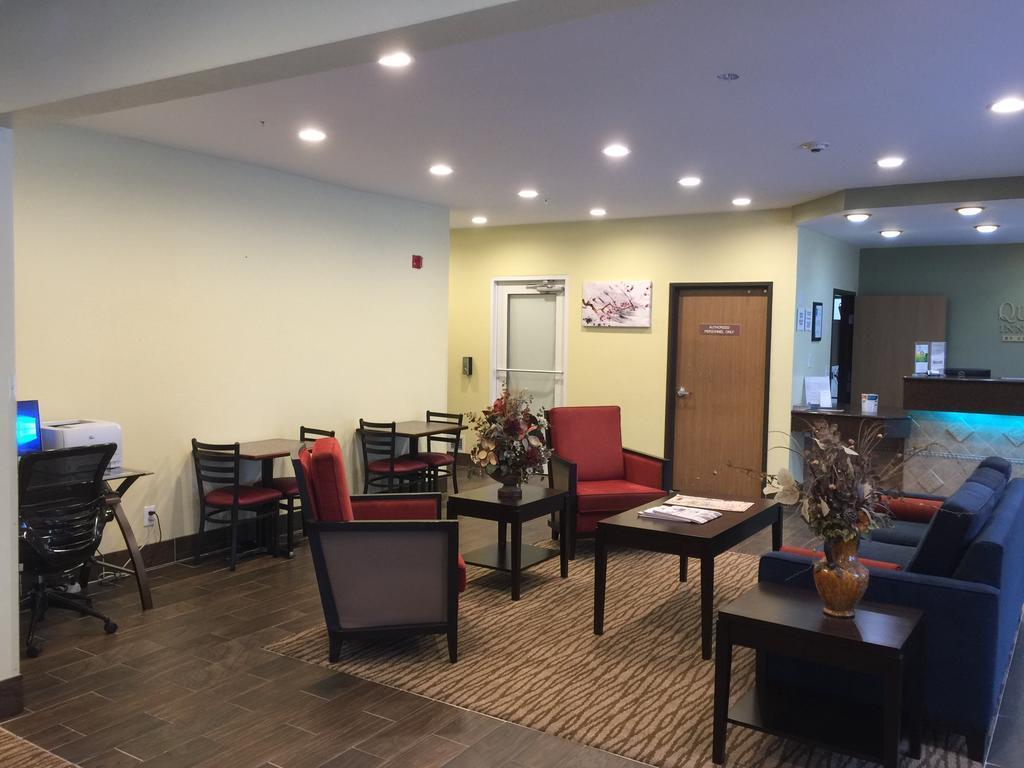 Quality Inn & Suites Wisconsin Dells Downtown - Waterparks Area Экстерьер фото