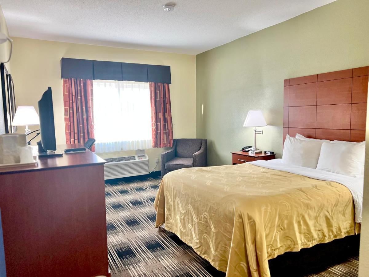 Quality Inn & Suites Wisconsin Dells Downtown - Waterparks Area Экстерьер фото