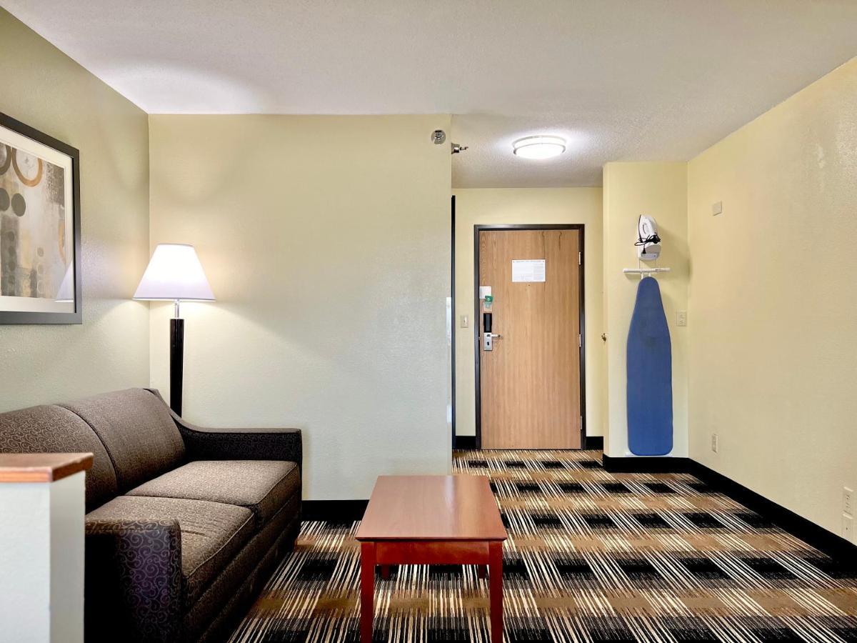 Quality Inn & Suites Wisconsin Dells Downtown - Waterparks Area Экстерьер фото