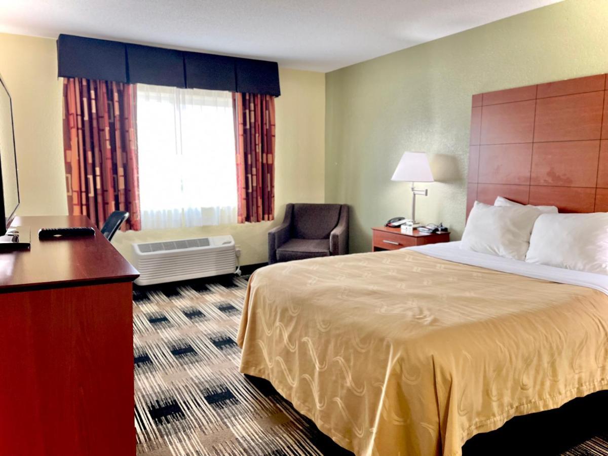 Quality Inn & Suites Wisconsin Dells Downtown - Waterparks Area Экстерьер фото