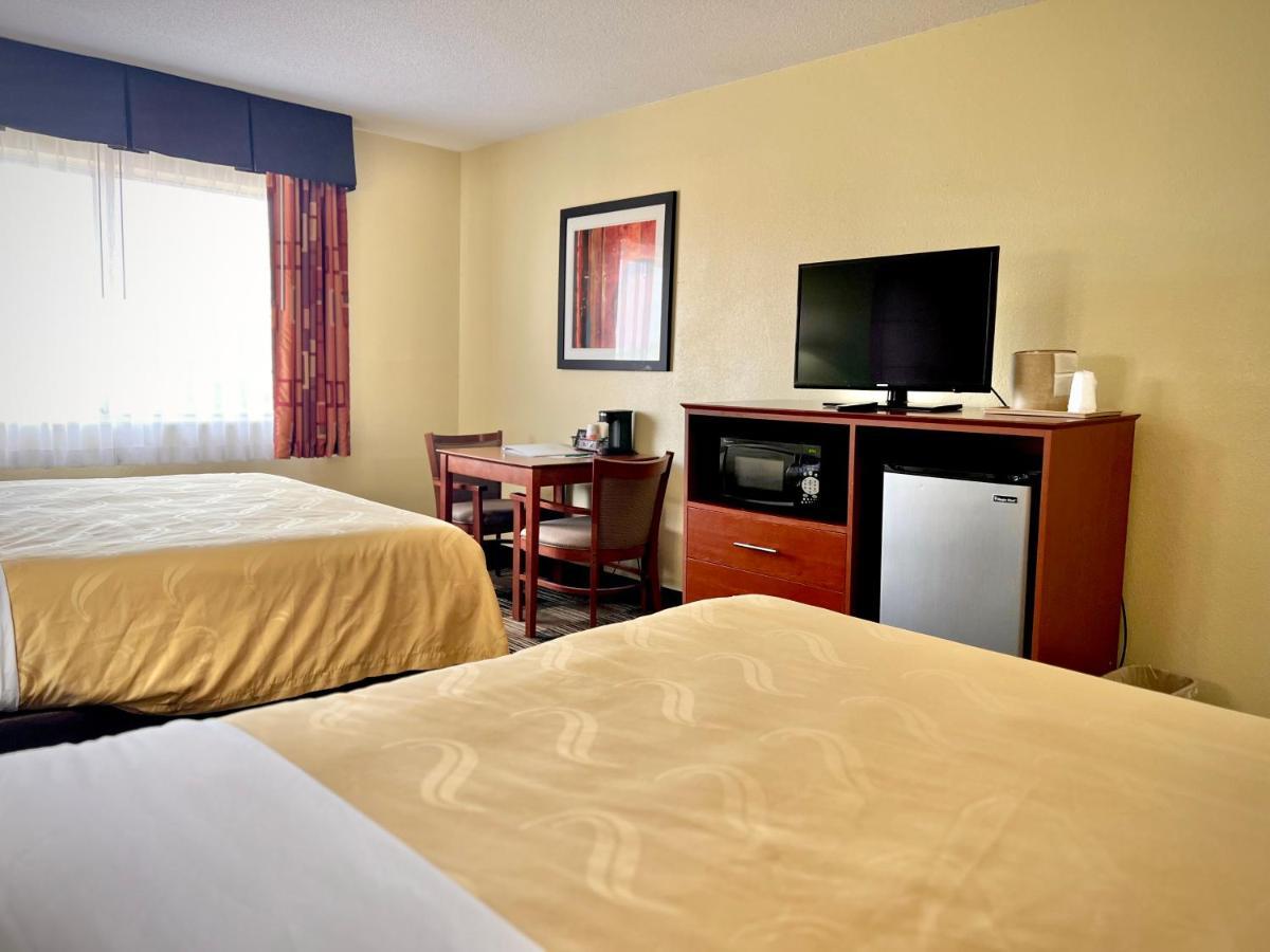 Quality Inn & Suites Wisconsin Dells Downtown - Waterparks Area Экстерьер фото