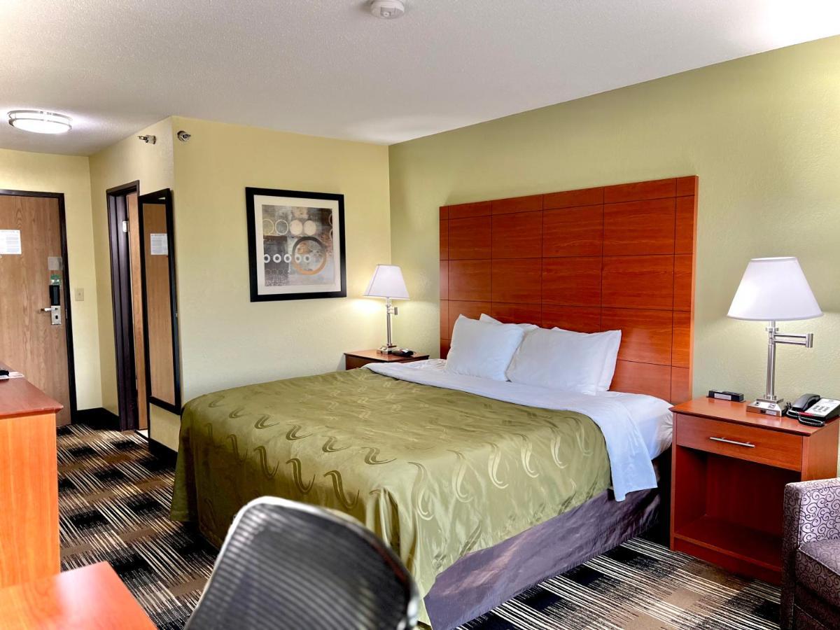 Quality Inn & Suites Wisconsin Dells Downtown - Waterparks Area Экстерьер фото