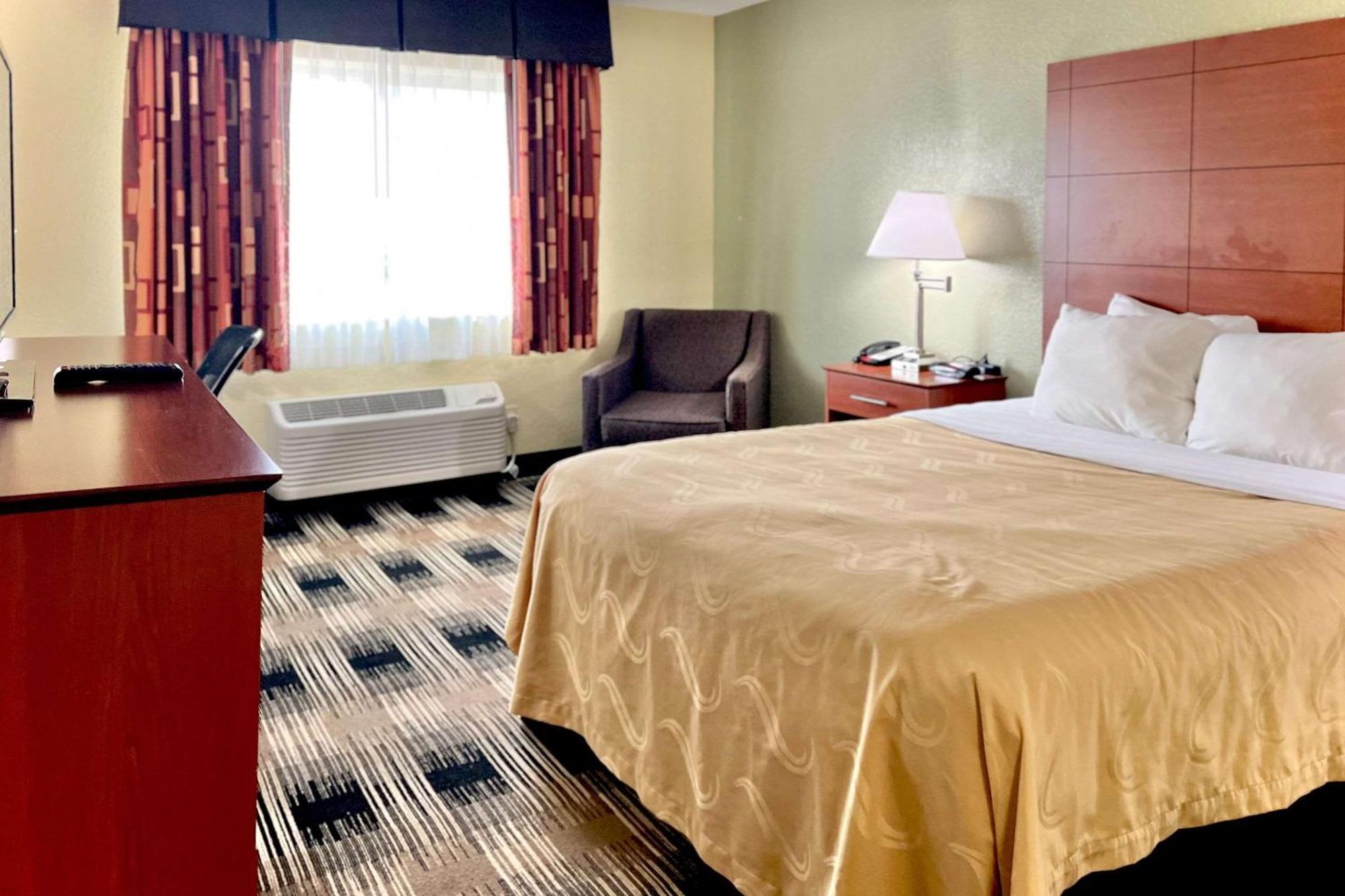 Quality Inn & Suites Wisconsin Dells Downtown - Waterparks Area Экстерьер фото