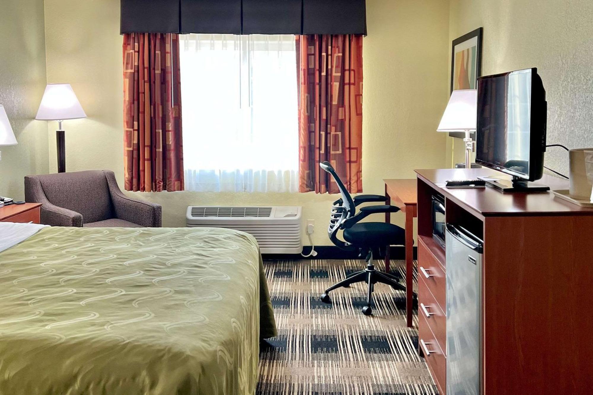 Quality Inn & Suites Wisconsin Dells Downtown - Waterparks Area Экстерьер фото