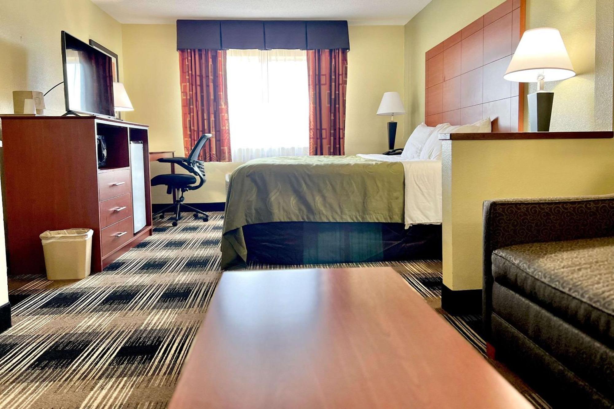 Quality Inn & Suites Wisconsin Dells Downtown - Waterparks Area Экстерьер фото