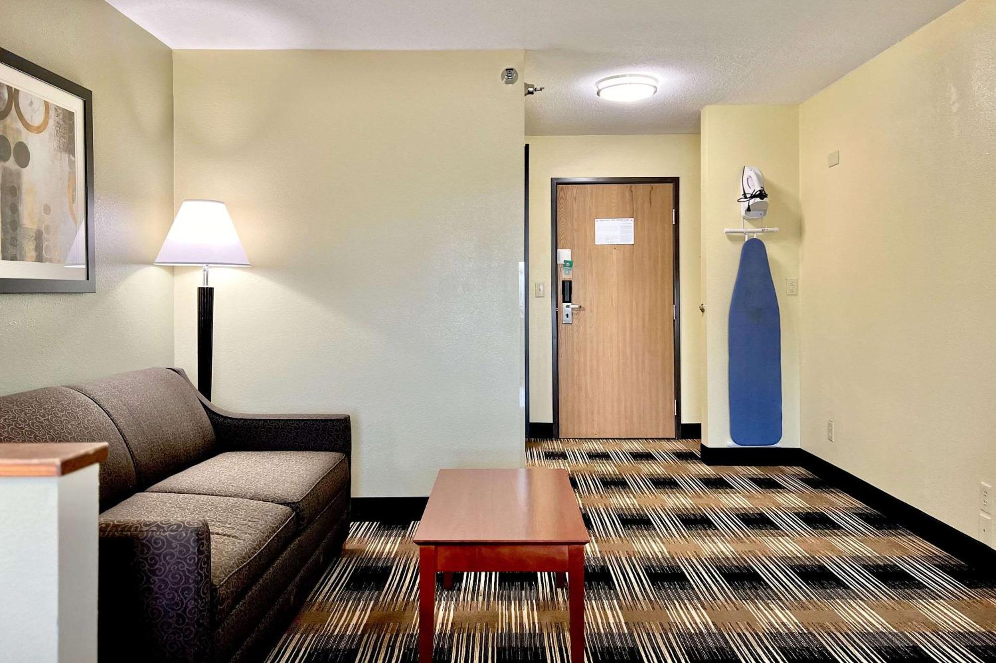 Quality Inn & Suites Wisconsin Dells Downtown - Waterparks Area Экстерьер фото